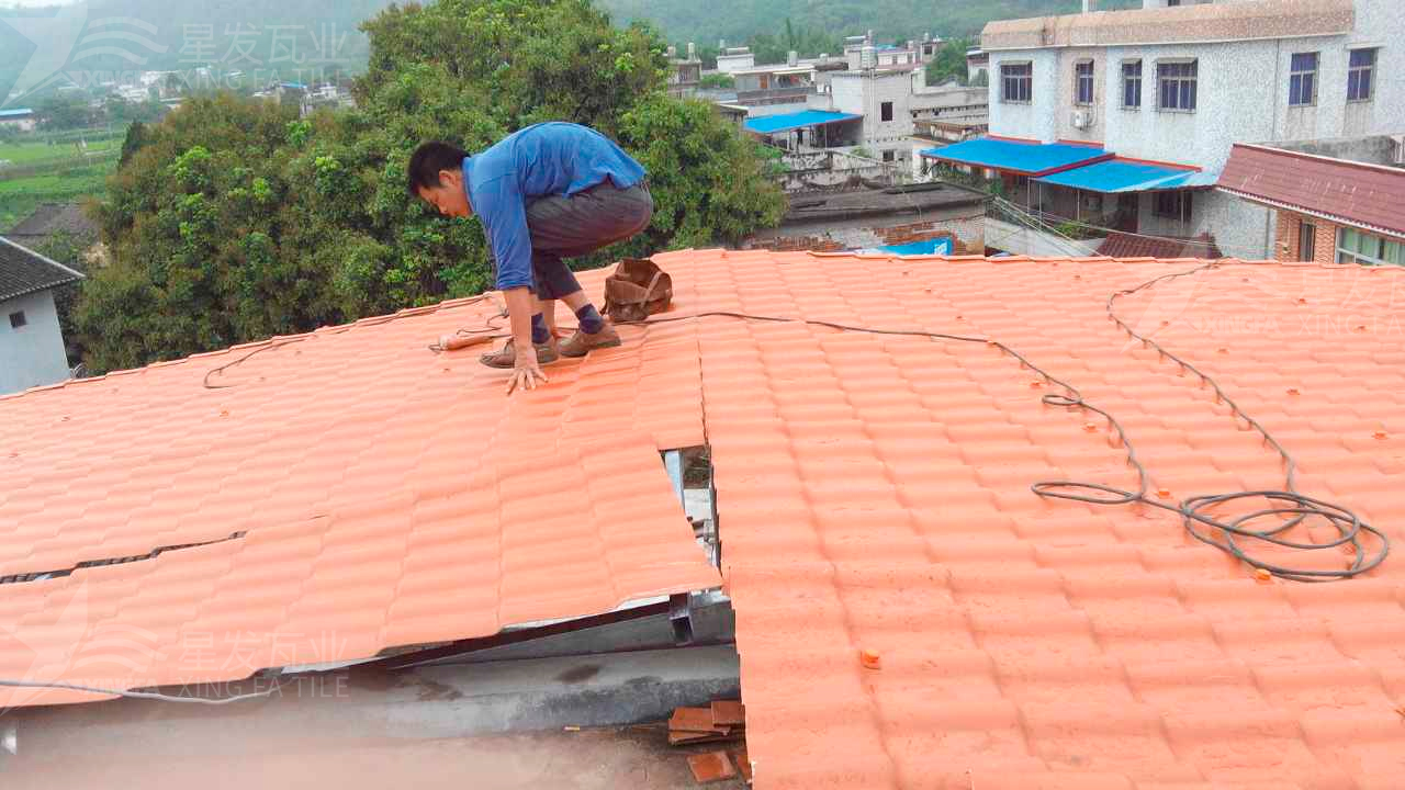 安康屋頂鋪設安裝合成樹脂瓦時，牢牢記住這3點，就不怕屋頂出問題！